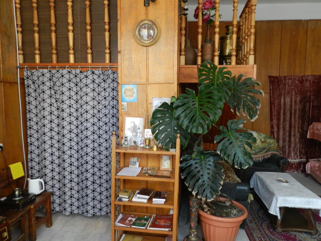 Apartment Retro Tbilisi Buitenkant foto