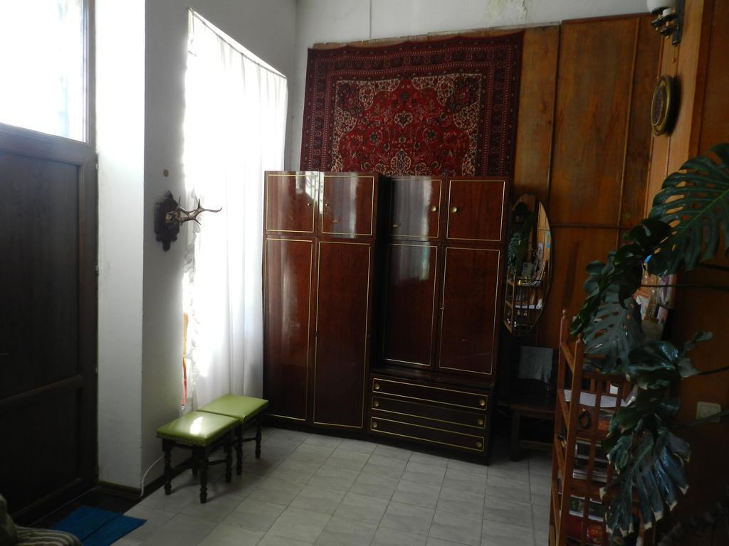 Apartment Retro Tbilisi Buitenkant foto